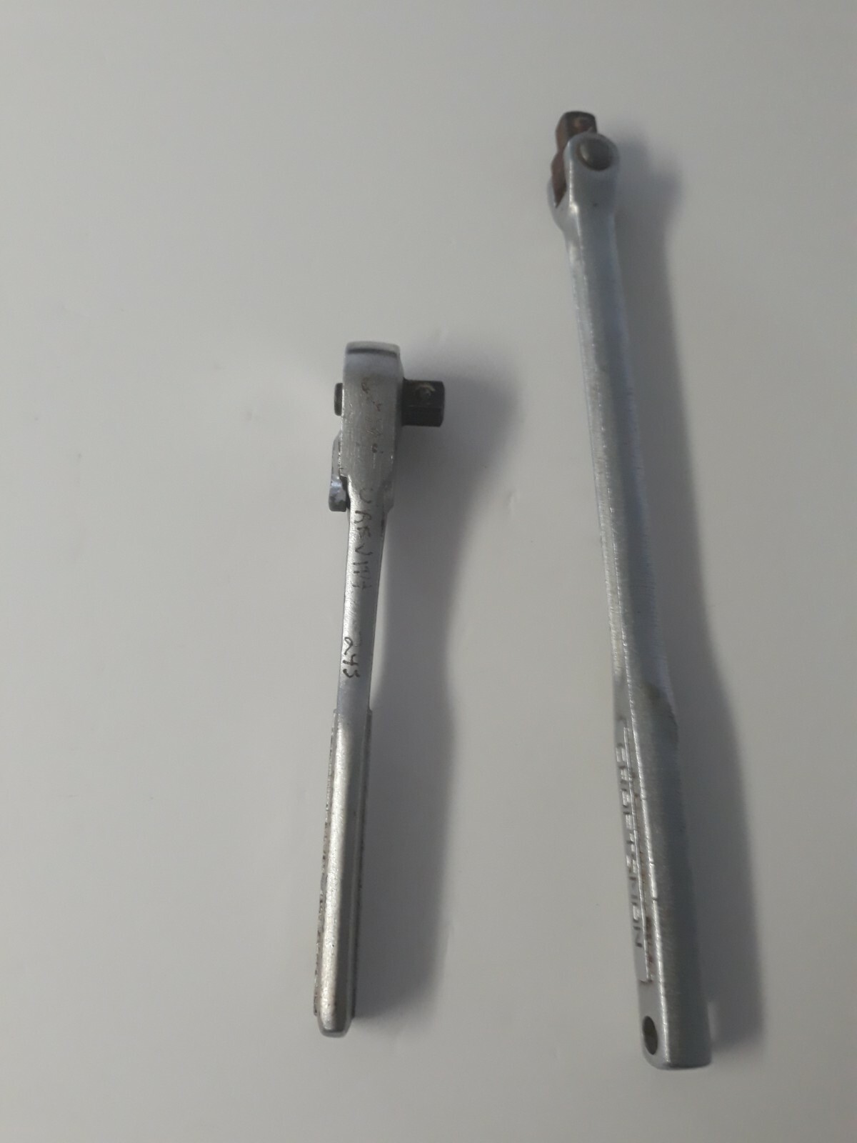 Vintage Craftsman 3/8" Drive Oil Port Ratchet and Breaker Bar V