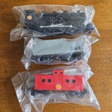 1990s Fletcher Barnhardt & White Shell Gas Diecast Train Engine, Car, Caboose