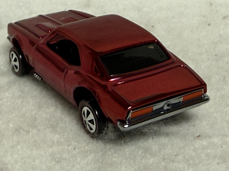 Hot Wheels RLC Mattel's 80th Anniversary Original 16 Ruby Red Custom Camaro B3 - Image 3 of 4