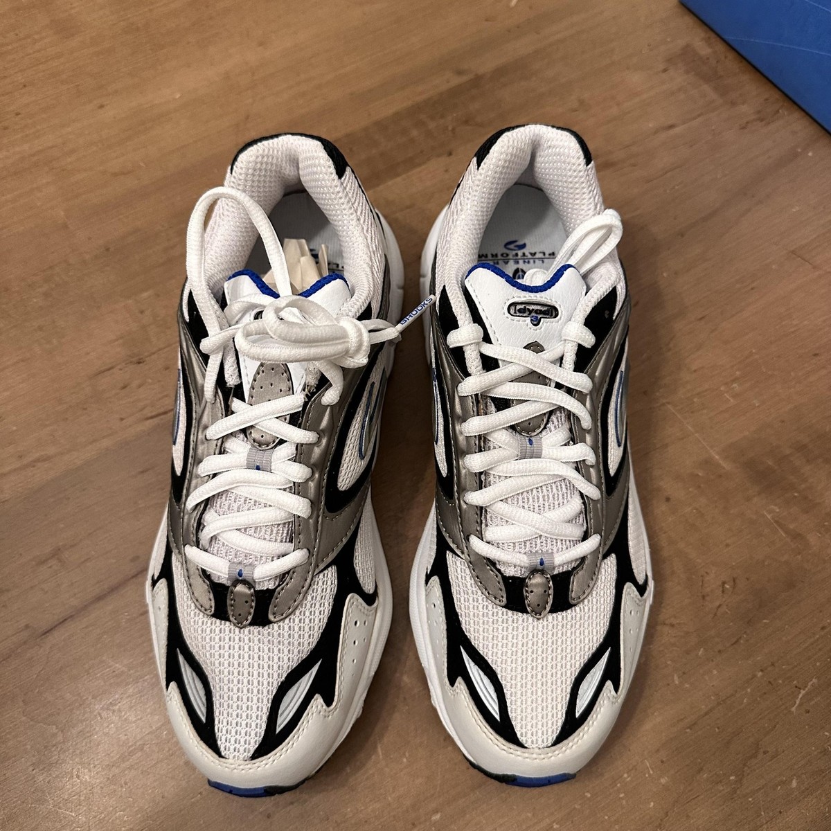 Brooks Dyad 3 Shoes Mens Size 7.5 White Blue Running Walking  display picture 2