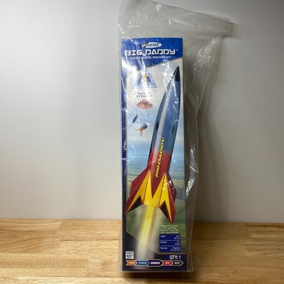Estes 2162 Big Daddy Flying Model Rocket Kit Skill Level 2  19  Tall 900  Flight