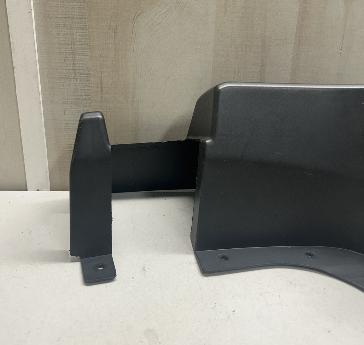 2015-2022 FORD TRANSIT OEM REAR RIGHT RH END CAP COVER CK41 2015-2022 FORD TRANSIT OEM REAR RIGHT RH END CAP COVER CK41
