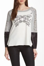 Liberty Garden Ivory Embroidered Floral Sweatshirt S M 4HTH7023