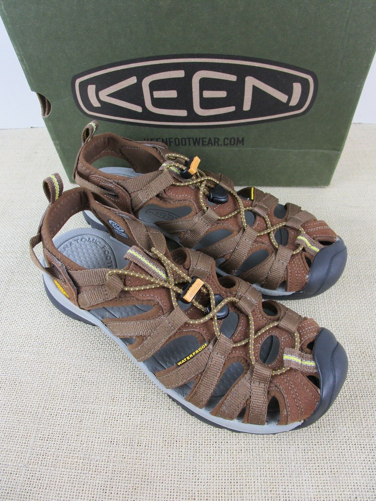 keen whisper womens