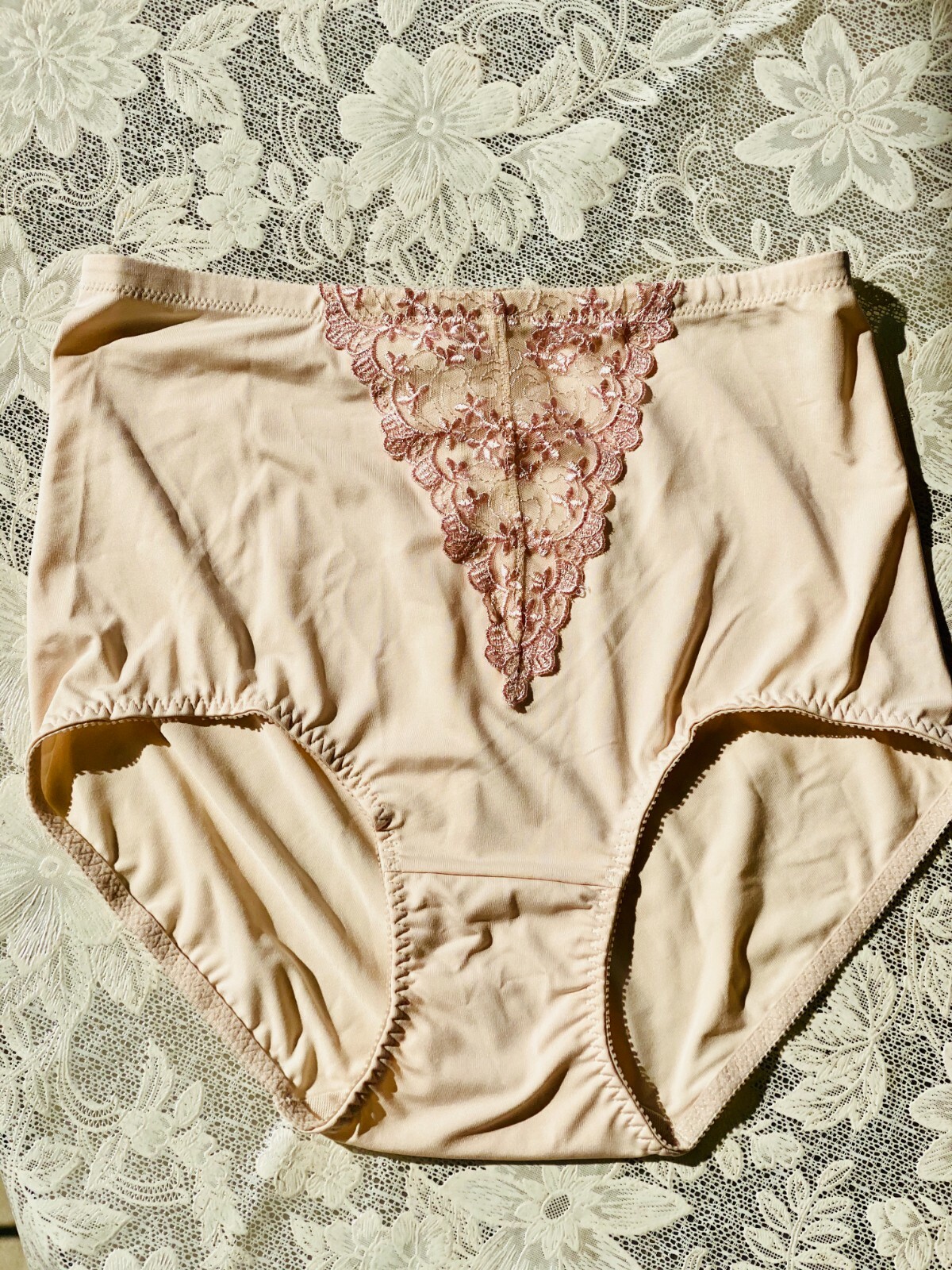 Triumph High Waist Tummy HiCuts control pants 14/16/ M/ L/ Black Pink