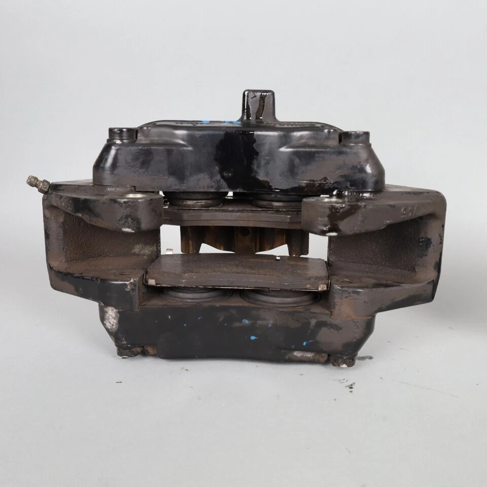 Juego de pinzas de freno delanteras Mercedes ML430 2000-2001 Brembo 1634210698 OEM usadas Foto 3 de 4