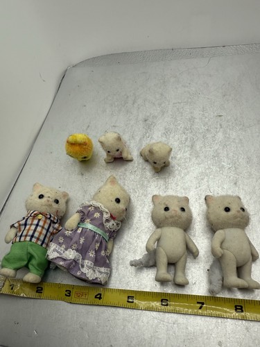 Sylvanian Families Calico Critters Teak Persian Cat Family - 7 Flawed Figures