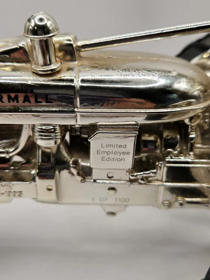 Ertl 50th Anniver. Tractor McCormick Farmall Limited Employee Edition 1 Of 1100 - Image 4 of 4