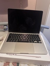 Apple MacBook Air M2 2022
