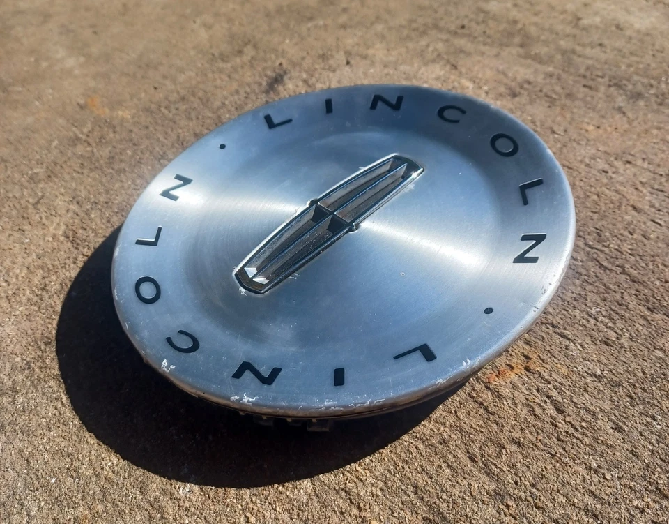 Tapa central Lincoln Aviator LS MKX MKZ Zephyr 2003-2007, parte # 2C54 1A096 AE 01 Foto 2 de 3