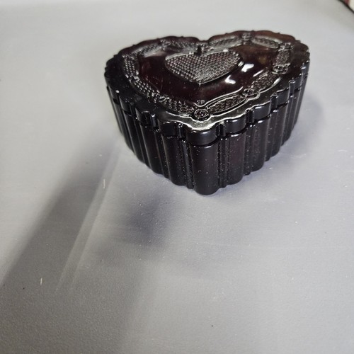 1989 AVON THE 1876 CAPE COD COLLECTION RUBY RED HEART TRINKET BOX New ...