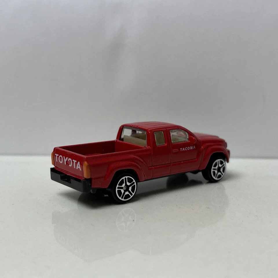 Toyota Tacoma 1995-2004 coleccionable escala 1/64 diecast modelo diorama Foto 2 de 4