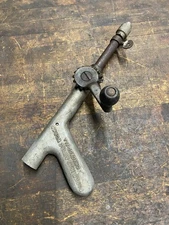 Vintage 1940s Pistol Grip Poper Iron & Wire Works Hand Drill