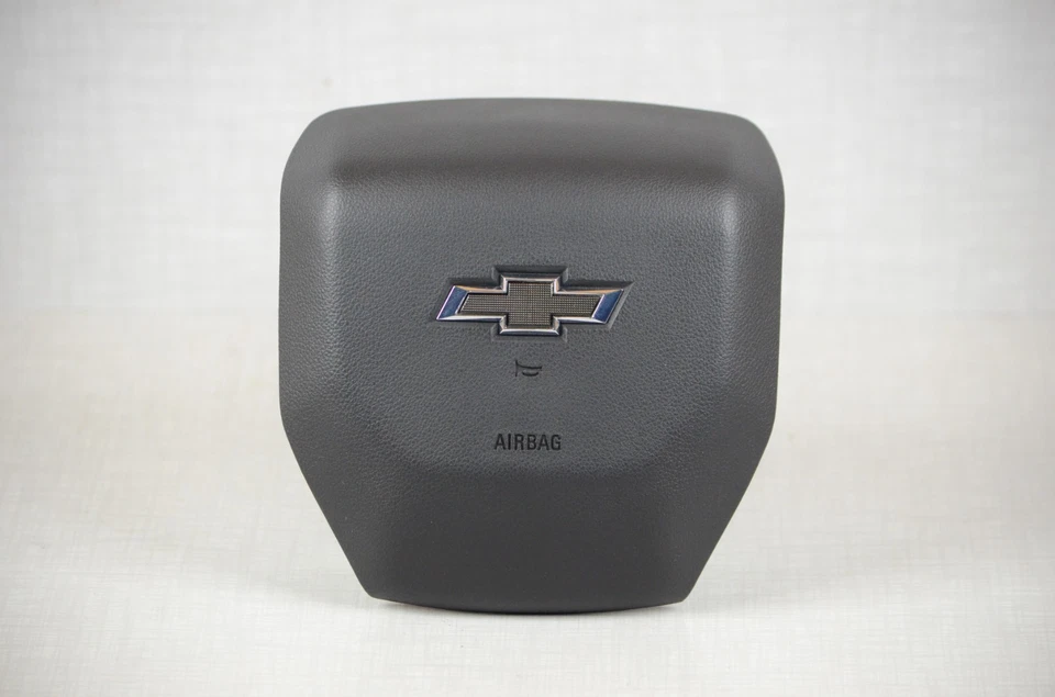 Chevrolet Silverado 2500 3500 2020-2025 airbag rueda del conductor emblema negro OEM Foto 2 de 4