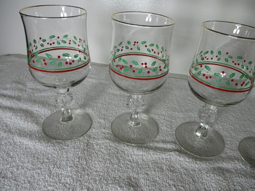 ARBY'S HOLLY BERRY BOW STEM STEMMED DRINKING GLASSES LIBBEY SET OF FOUR - Picture 3 of 7