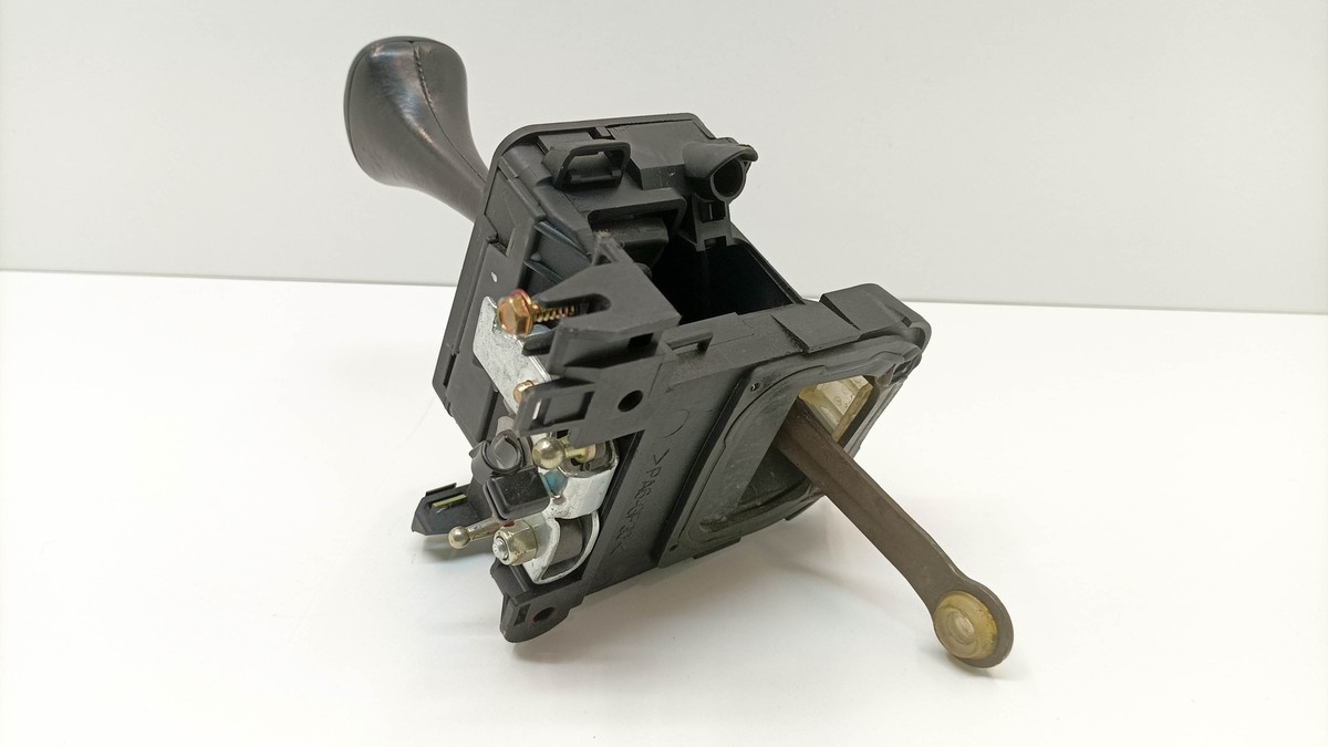 メル80312さん専用 MERCEDES BENZ W124 Automatic Shifter Gear Selector A1292670637 for