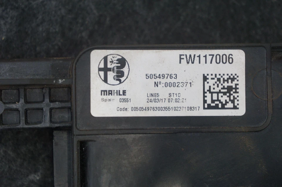 散热器 冷却风扇 电机 50549763 阿尔法罗密欧 Giulia Quadrifoglio 17-22 * 注 — 第 2/4 张图片