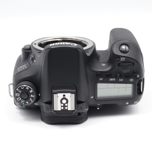 Canon EOS 70D 20.2MP Digital SLR Camera (Shutter Count 31168) - Picture 8 of 10