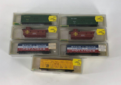 N Scale Model Power Cattle, Caboose, Reefer GN ATSF Maine Lot of 7 Trains
