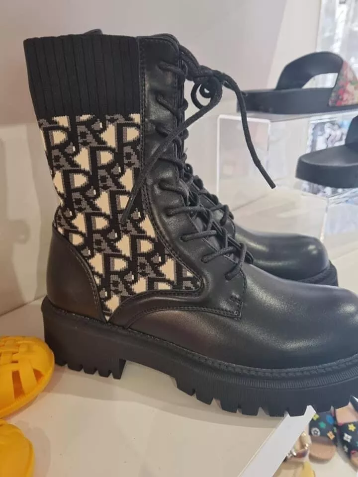 Festival top biker boots