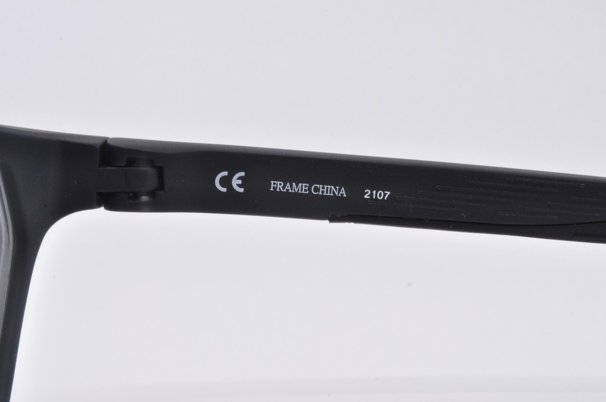 Nike 7400 001 Black Authentic Eyeglasses 52-18-145 NEW NIKE 7400 001 MATTE BLACK OPTICAL Eyeglasses FRAME 52-18  main image 2