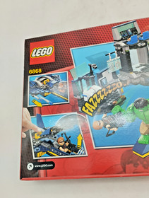 LEGO 6868 Hulk's Helicarrier Breakout NEW MISB GOOD MISB Sealed Marvel Avengers