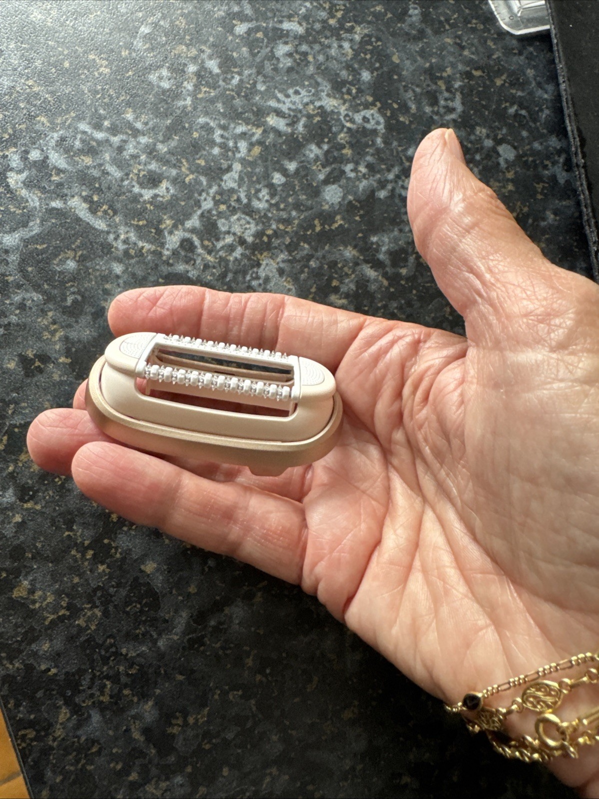 Tête de massage originale pour épilateur Braun Silk-épil 9 Flex