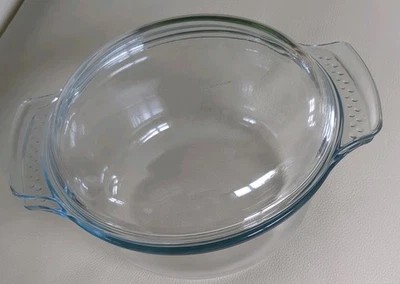 Genuine Vintage Pyrex Excellence 23 cm Lidded Casserole Dish Height 13 cm - Image 1 of 4
