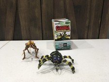 Super7 Godzilla Monster Island Blind Box Kumonga And Kamacuras Used, Complete