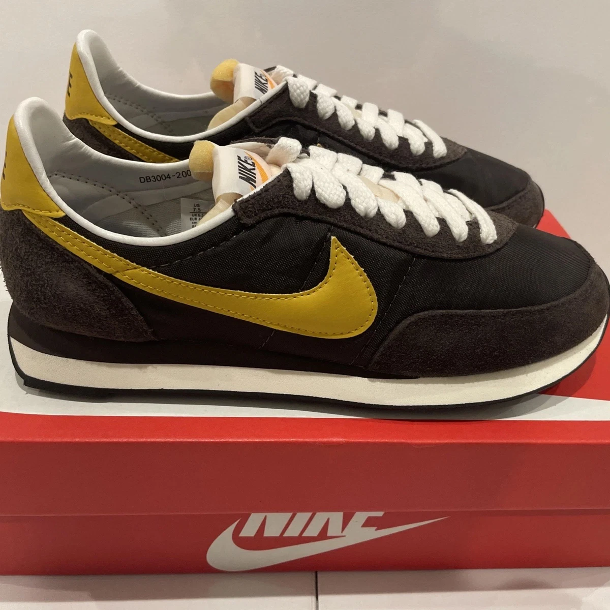 Preços baixos em Nike Waffle Trainer 2 Velvet Brown | eBay