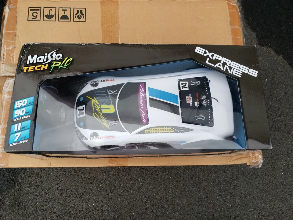 Maisto Express Lane carro de corrida branco Street Series controle de rádio controle remoto 81200 novo na caixa - Imagem 2 de 4