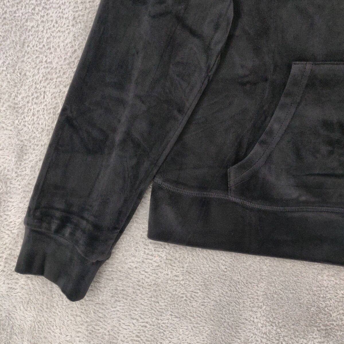 Juicy Couture Hoodie Womans Large L Black Velour Rhinestone Juicy Couture Hoodie Womans Large L Black Velour Rhinestone