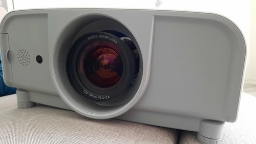 Sanyo PLC XT20 Projector - Bild 5 von 8