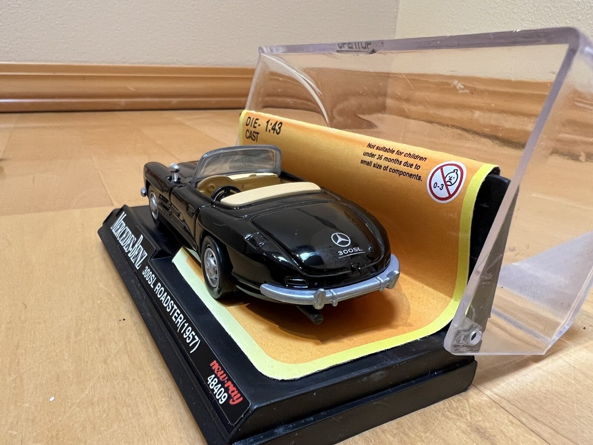 Vintage Hot Wheels Mercedes 380 SEL Silver Real Riders Gray