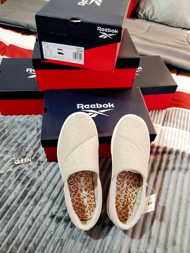 Reebok Womens Walking Shoes Sneakers 