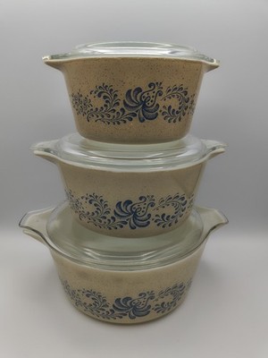 Vintage Pyrex Homestead Tan Blue Folk Glass Casserole Dishes w/ Lids 6-pc Set