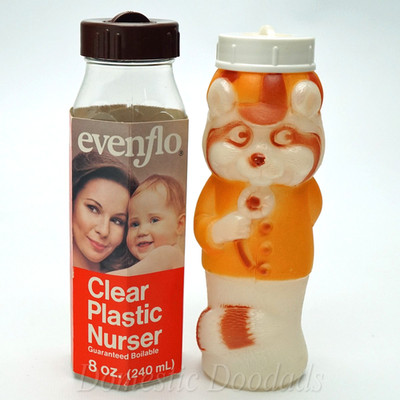 Evenflo Two Plastic 8 oz Baby Bottles Nurser Clear & Raccoon '70s Vintage