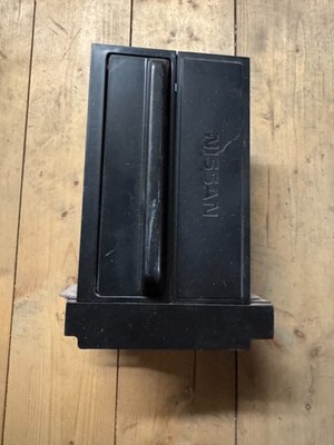 Nissan Bluebird Typ T12 T72 ablagefach  staufach 68475 D46100