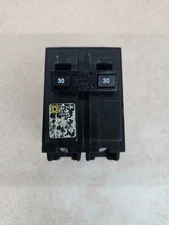 Square D Homeline HOM230 2 Pole 30 Amp 120 240V Plug In Circuit Breaker See pics