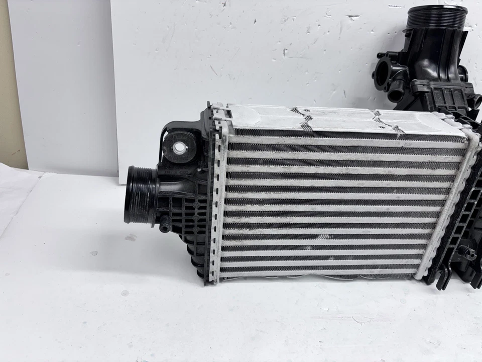 2020 2021 2022 2023 2024 PORSCHE 911 OEM GENUINE INTERCOOLER 992145805f - Image 2 of 4