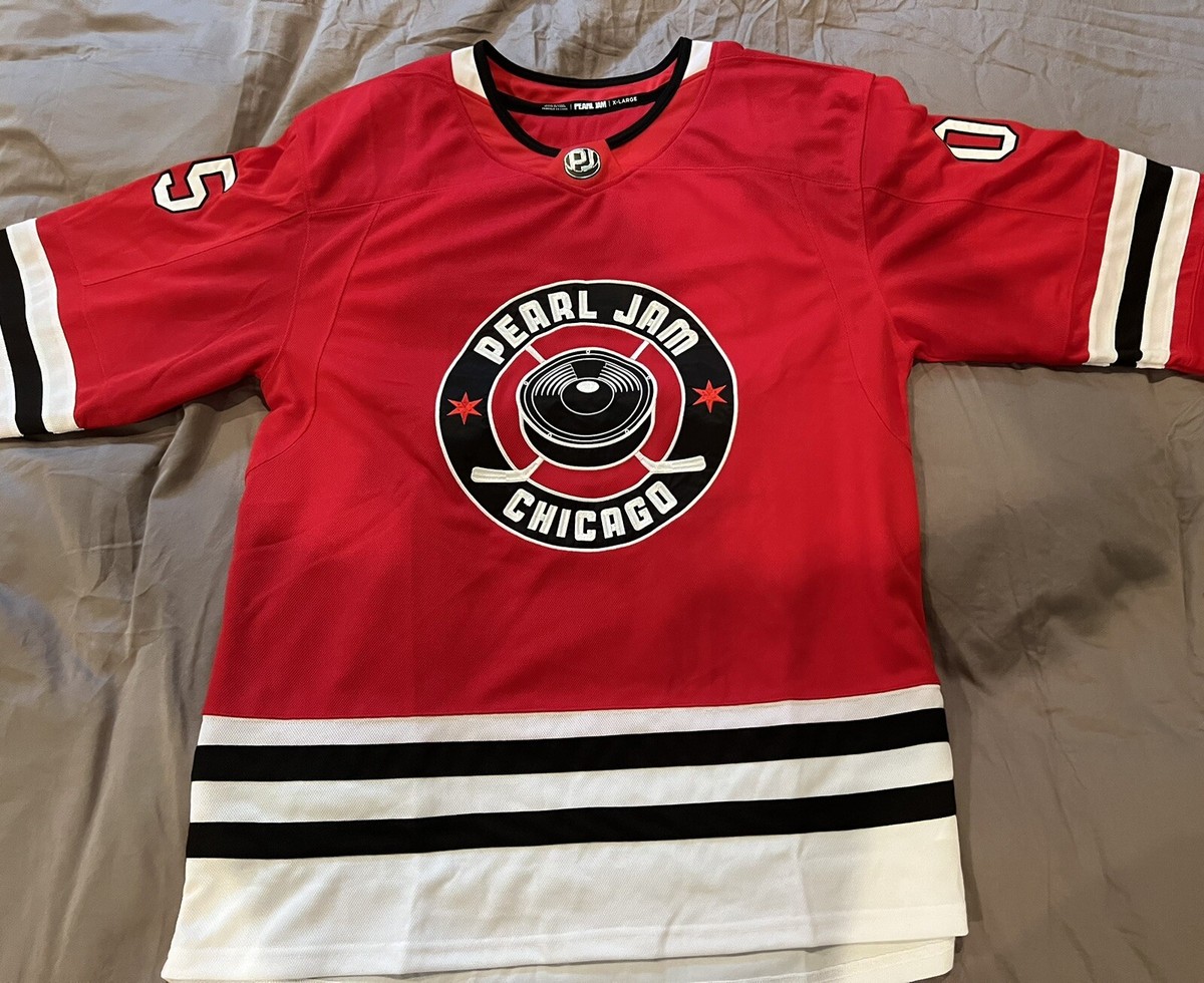 PEARL JAM HOCKEY JERSEY SIZE 2XL CHICAGO BLACKHAWKS IAN WILLIAMS