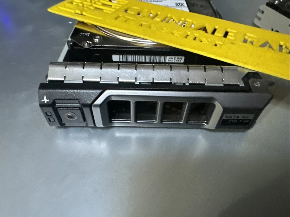 DELL HITACHI 3.5" 2TB 7.2K 6GBPS SATA HARD DRIVE - V9H6C HUS722T2TALA600 - Image 4 of 4