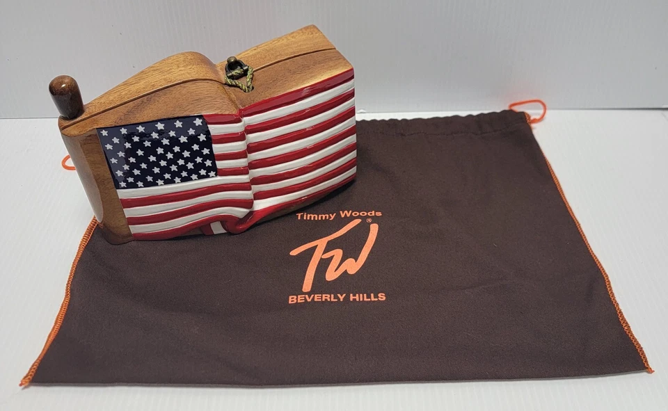 Bolso de Mano Timmy Woods BANDERA AMERICANA Madera "Dios Bendiga América" - Numerado Foto 2 de 4