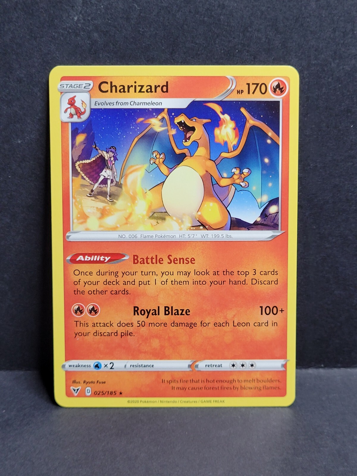 Pokemon TCG Charizard 025/185 Vivid Voltage NM