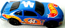 1998 Mattel Hot Wheels McDonald's 44 Kyle Petty 1:64 Scale Car 48