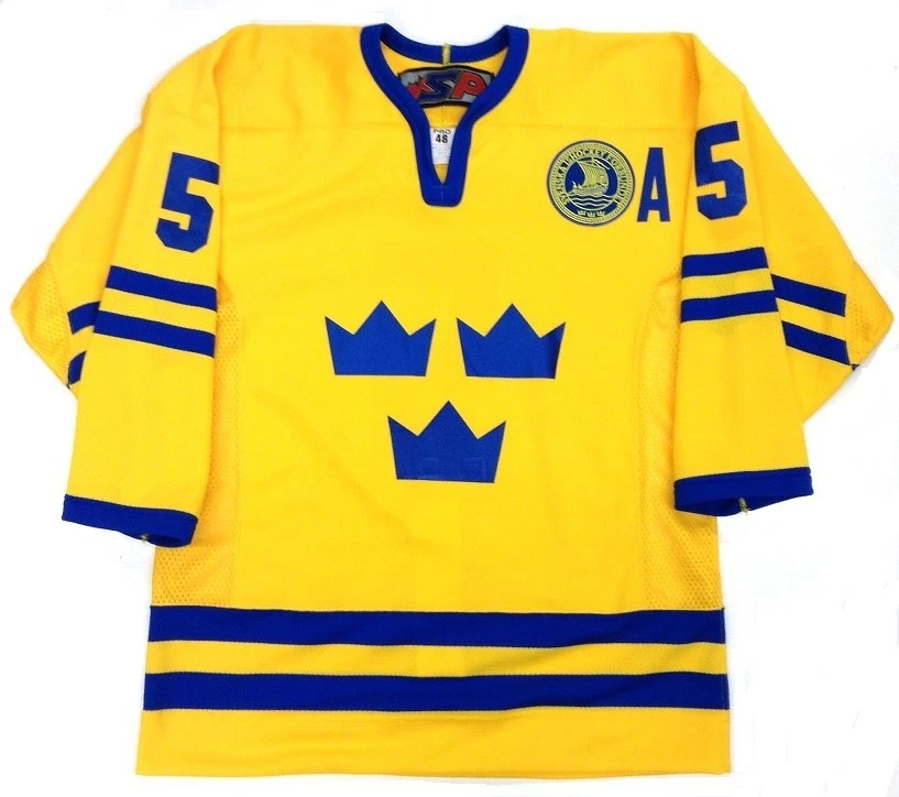 Signed Nicklas Lidstrom Jersey - Team Sweden Olympic Gold Psa dna