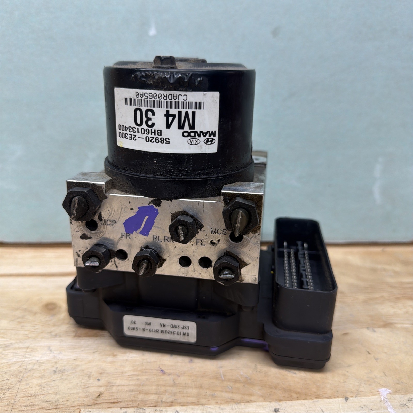 Hyundai Tucson Kia Sportage ABS Brake Pump Module Assembly 2005-2007 58920-2E300
