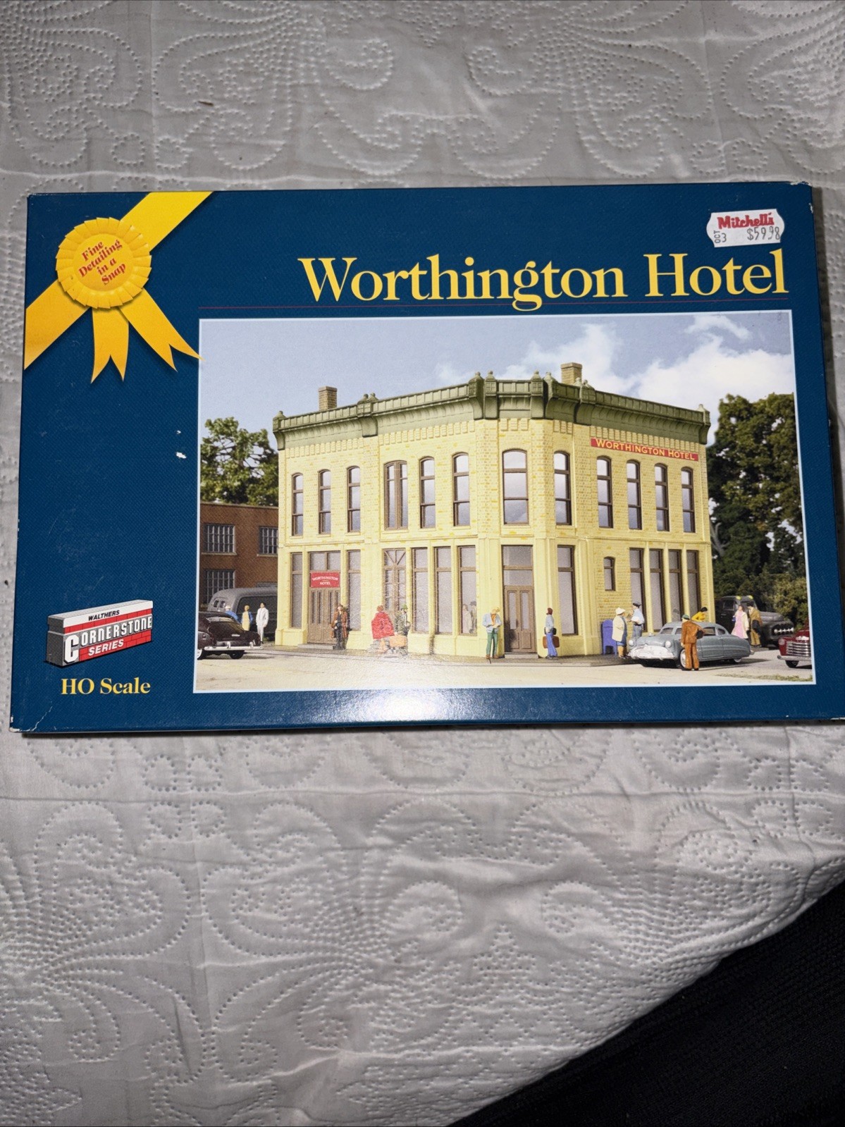 Walthers 933-3609 HO Gold Ribbon Series Worthington Hotel Building Kit