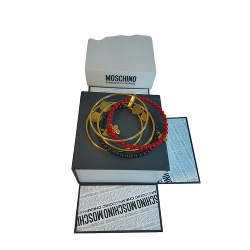 Moschino Cheap and Chic Bangle Beaded Bracelet Set Playing Card Theme Box - 第 3/11 張圖片