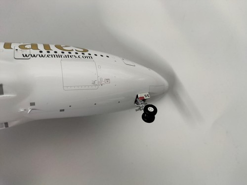 Gemini Jets Emirates Airport 380-800 1/200 - Imagen 12 de 16